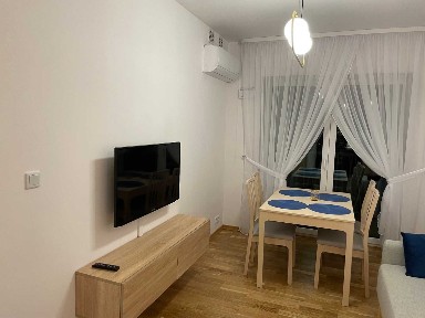 Mieszkanie dwupokojowe z klimatyzacją, Kraków, oś. Oświecenia