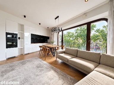 Apartament na przy Łazienkach Królewskich, 105m2