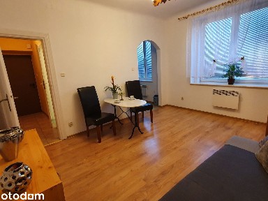 Cicha i zadbana kawalerka z czynszem i internetem w cenie najmu