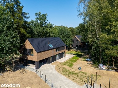 Kraków, ul. Podgórki | Dom w otoczeniu lasu