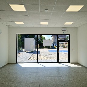 Lokal usługowy 52m² w Cieplewie