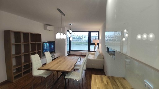 Do wynajęcia nowy (52 m2, 2019 r), ekskluzywny, wyposażony, klimatyzowany apartament przy ul. Madalińskiego, w apartamentowcu Riva Verona w Krakowie
