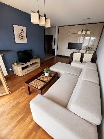2pok,56m2,os.zamknięte,ul.BANDERII,duży balkon,garaż,komórka lokatorska,PILNE