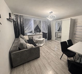 Nowa cena! Tylko do 22.09Mieszkanie z balkonem w samym centrum !blisko park