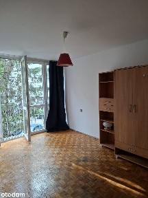 Ładne i praktyczne rozkładowe mieszkanie w Centrum