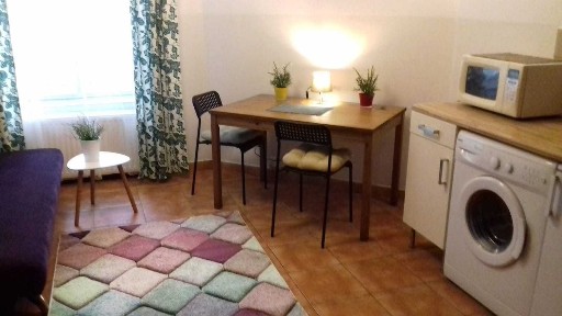 Ciche, przytulne mieszkanie 25 m2 z antresolą na Starym Mieście wynajem od właściciela / Cosy Old Town studio flat with mezzanine no commisson