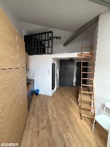 Duża kawalerka z wydzieloną sypialnią! Centrum!