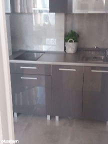 Rezerwacja. Mieszkanie, 2 pokoje z kuchnia w Centrum przy Metrze.BEZP