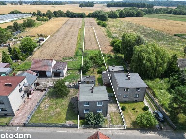 Dom wolnostojący do remontu 180 m² z działką 2474 m² w Laryszowie