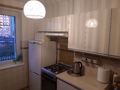 Winogrady Od PAŹDZIERNIKA wynajmę duży pokój z balkonem