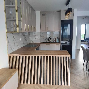 Mieszkanie + dwa miejsca postojowe na sprzedaż