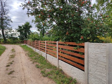 Urocze siedlisko w woj. Mazowieckim. pow. płocki, 75 km na Bemowo, dostępne od ręki, gotowe do zamieszkania