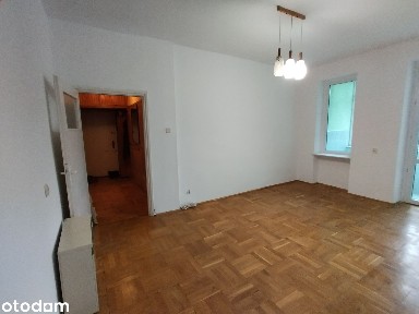 2 duże pokoje, okolice Ronda Reagana (2 big rooms, near Rondo Reagana)