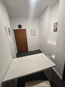 Pokój biurowy ul. Smolna 13, umeblowany