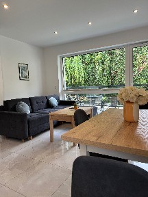 WYJĄTKOWY APARTAMENT NA WYNAJEM | USTROŃ | 46 m² | TARAS | Miejsce postojowe | Nowe budownictwo | Pełne wyposażenie | Bez pośredników
