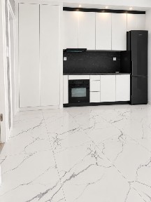 Nowy Apartament Umeblowany na Parterze z Dużym Ogródkiem i Miejscem Postojowym Centrum-Śródmieście