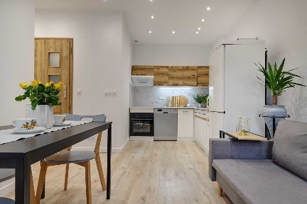 GLIWICE CENTRUM - wynajmę mieszkanie 3 pojowe - bez kaucji - FOR RENT