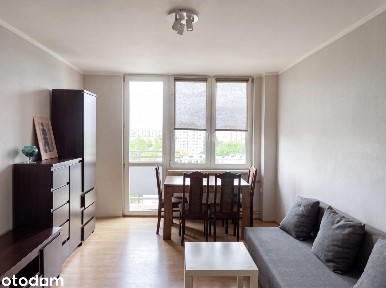 **Bezpośrednio/ Bródno Metro/ 36m/ 2 pokoje / Balkon/ Piwnica**