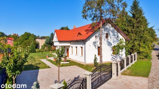 WYJĄTKOWY DOM W STYLU DWOROWYM - 290 m² | 1250 m² DZIAŁKI