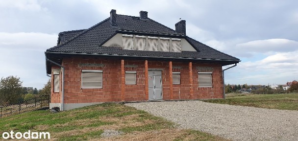 Dom wolnostojący stan surowy zamknięty