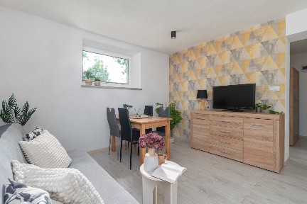 Wynajmę przytulną kawalerkę 30m2, w suterenie, Dębiec ul. 28 czerwca 1956r