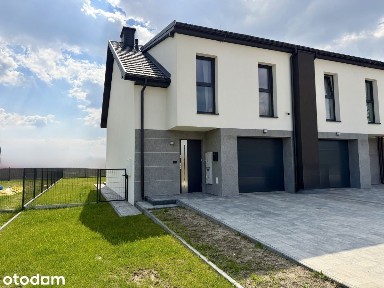 Bliźniak w wysokim standardzie deweloperskim