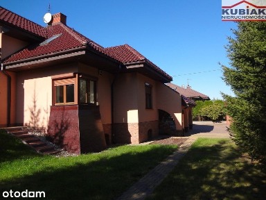 Bardzo solidny i okazały, 5 pokoi, na lata!