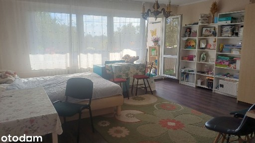 Ładne 3- pokojowe mieszkanie z balkonem w Pruszkowie