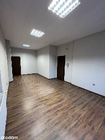 wynajmę lokal/biuro 47metrów + przedsionek i korytarz w cenie