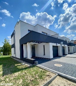 Dom z Ogrodem w Cenie Mieszkania? Lake Village