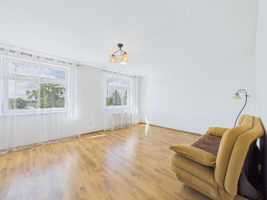 Mieszkanie Kąty Wrocławskie 71m2, osobna kuchnia, 3 pokoje, komórka lok.
