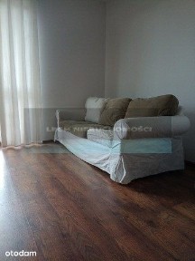 1 pokój z aneksem kuchenynym, balkon, garaż