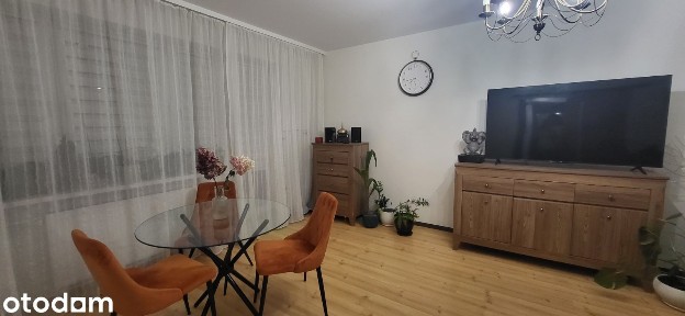42,2 m²| pokój| kuchnia | sypialnia/gabinet | balkon | Metro Szwedzka