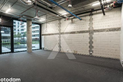 Lokal usługowy na parterze | Towarowa Towers | Duże witryny