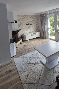 4-pokojowe mieszkanie w bloku