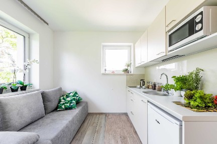 Prywatne Studio 17m/ 4 min pieszo od uczelni/ Katowice Ligota/ Zamykany, ogrodzony teren