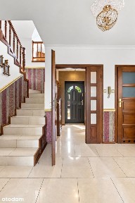 Dom dla dwóch rodzin | 240 m² | 8 pokoi | Łochowo