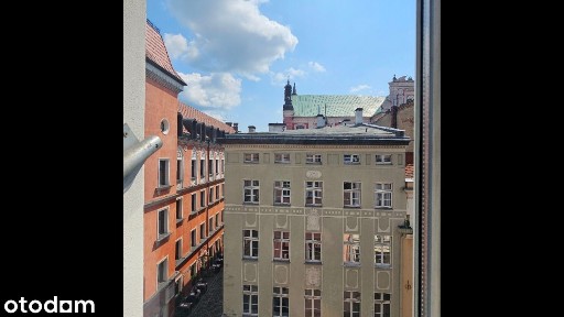 Wynajmę bezpośrednio unikalny, klimatyczny lokal w samym centrum !
