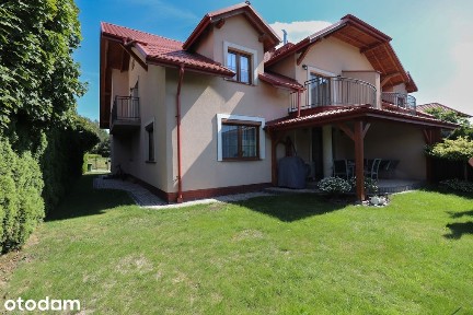 Bliźniak gotowy do wejścia / Działka 4 ar/ Duży salon 43 m2 + kuchnia