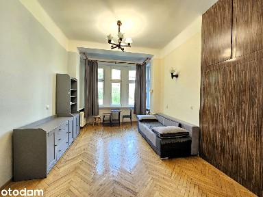 Mieszkanie 2-pokojowe z balkonem przy Parku Żeromskiego