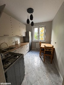 Mieszkanie 3 pokoje - Batorego 45 - 1 piętro - przestrony balkon