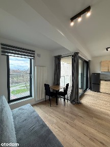 Widok na rzekę | Bulwar Drobnera | Pierwszy najem | Pet friendly