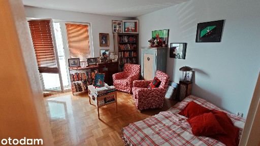 Mieszkanie 33,6 m² z basenem i miejscem garażowym - Ceramiczna 18