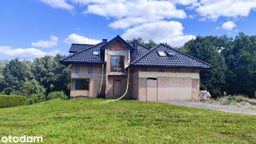 Dom pod Krakowem na 26 arowej działce pod lasem