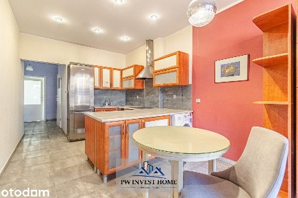 3 pokoje z tarasem, 107 m², Rynek Koźle, 2 miejsca postojowe