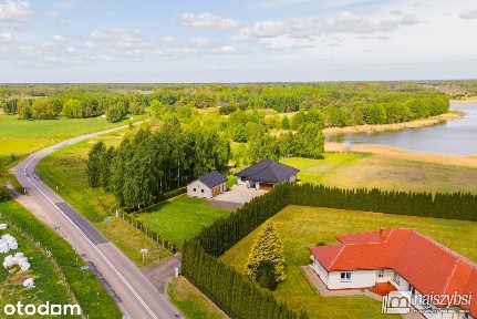 Karsk-Dom parterowy nad jeziorem