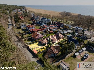 Dom inwestycyjny nad morzem, 11 pokoi z łazienkami