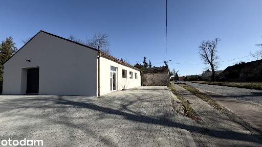 Lokal handlowo/ usługowy z parkingiem i magazynem