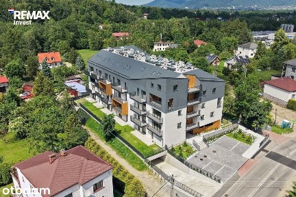 Duże mieszkanie z antresolą i balkonem