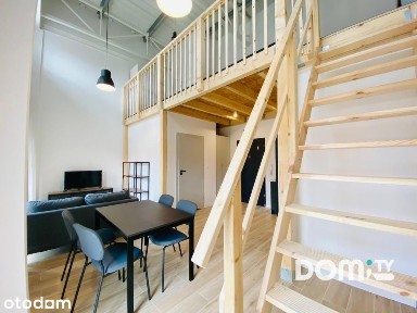 Nietuzinkowy apartament z antresolą